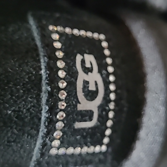 UGG MINI SWAROVSKI CRYSTAL BAILEY BOOT - Picture 4 of 13